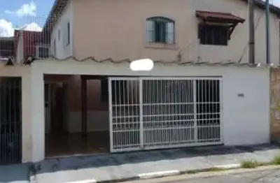 Casa grande à venda na cidade líder com 4 dormitórios  3 banheiros 3 vagas