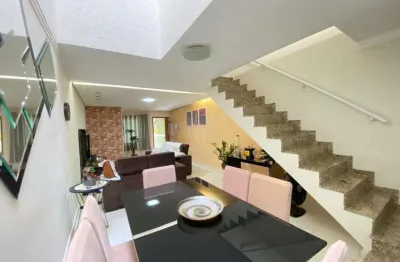 Imperdível sobrado à venda na vila santa isabel: 3 quartos, 1 suíte, 2 banheiros, 2 vagas de garagem, 134m²