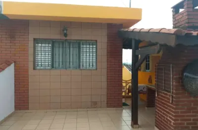 Casa com 3 quartos à venda na Rua Daniel Arcioni, --, Limoeiro, São Paulo