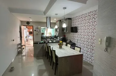 Casa com 3 quartos à venda na Rua Tiradentes, --, Vila Assunção, Santo André