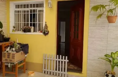 Casa térrea com edícula 2 dormitórios 1 banheiro 1 vaga de garagem vila alto de santo andré.