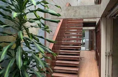 Sobrado na vila lusitânia com 155,94m² 3 dormitórios 2 banheiros e 4 vagas