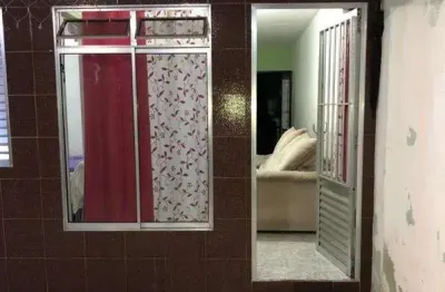 Casa térrea com 3 dormitorios, 2 banheiros e 2 vagas a venda em são paulo