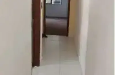 Sobrado à venda em São Paulo-SP na Vila Pereira Barreto: 4 quartos, 2 suítes, 2 banheiros, 4 vagas na garagem.