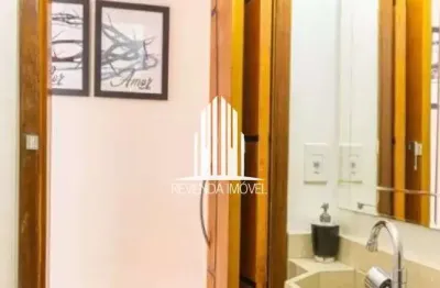 Sobrado a venda 65m² sendo 3dormitórios, 03 banheiros, 02 suítes e 2 vaga Vila Moraes