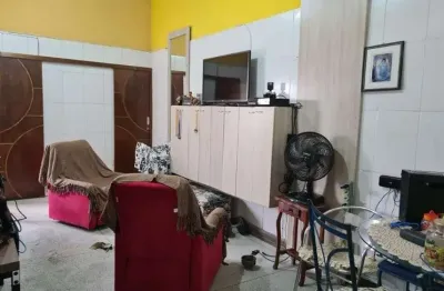 Sobrado à venda na Vila Rio Branco com 240m² 3 dormitórios 1 suíte 2 banheiros 3 vagas