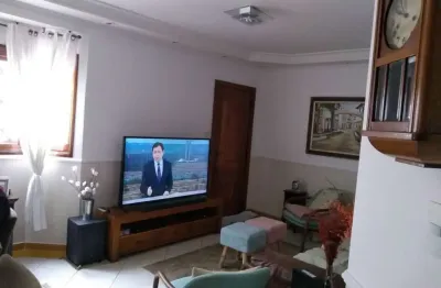 Casa em condomínio à venda na vila santos com 190m² 2 dormitórios 1 suíte 4 banheiros 3 vagas.