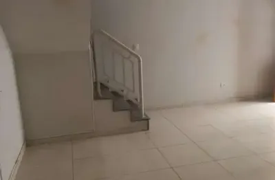 Casa à venda 150m² 3 dormitórios 1 suíte 2 vagas em parque fongaro