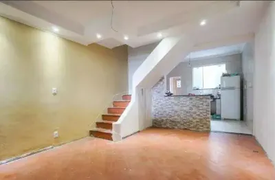 Casa com 3 quartos à venda na Rua Arapari, --, Jardim Têxtil, São Paulo