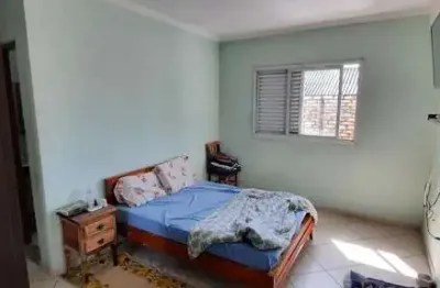 Vila Ema - Sobrado à venda com 2 suítes, 101m² e 2 vagas de garagem em São Paulo