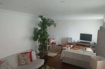 Apartamento a venda 160m²  4 dormitórios, 5 banheiros sendo 4 suítes e 3 vagas morumbi