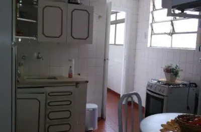 Apartamento no Condomínio Edifício Barão do Bananal na Pompéia com 2 dormitórios 1 banheiro sem vaga