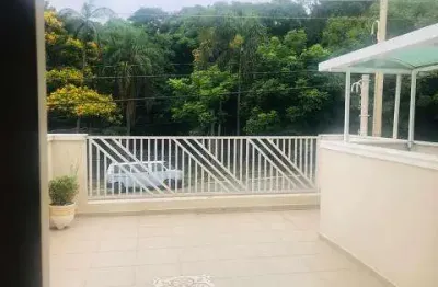 Imperdível: Casa à venda em São Paulo-SP, Vila Jaguara! 3 quartos, 1 suíte, 5 banheiros, 3 vagas de garagem, 210m².