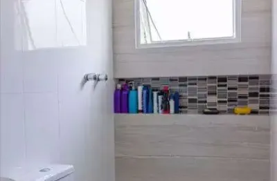 Imperdível casa em condomínio na Vila Moraes, São Paulo-SP: 3 quartos, 2 suítes, 4 banheiros, 110m²!