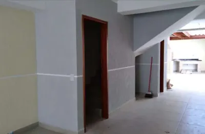 Casa Sobrado no Jardim São José (Zona Norte) com 180m² 3 dormitórios 1 suíte 4 banheiro 4 vaga