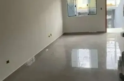 Casa à venda na vila prado com 135m²  2 dormitórios 2 suítes 3 banheiros 4 vagas