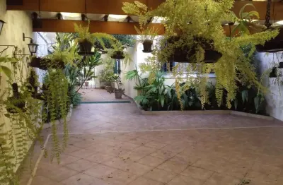 Casa à venda no jardim umuarama com 248m² 3 dormitórios 1 suíte 3 banheiros 2 vagas