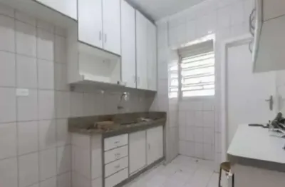 Apartamento no Cerqueira César com 74m² - 2 dormitórios e 1 vaga