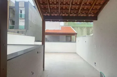 Cobertura com 2 dormitórios sendo 1 suíte com 112 m2 , sendo 56m2 + 56 m2, 2 vagas de garagem- vila humaitá