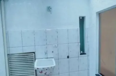 Lindo Sobrado 3 Dorm (Suíte com varanda) 2 Vagas + Àrea Gourmet com Churrasqueira em Itaquera!