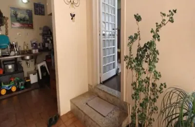 Casa com 3 quartos à venda na Rua Araújo Guimarães, --, Jardim Monte Alegre, São Paulo