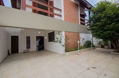 Casa com 4 quartos à venda na Rua Alexandre Jorge da Cruz, --, Jardim Campo Grande, São Paulo