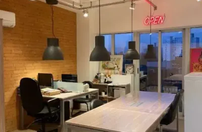 Sala comercial à venda em santo amaro com 32m² 1 banheiro 1 vaga