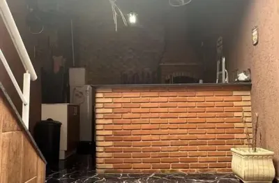 Sobrado em Jardim Nossa Senhora do Carmo, 220m², 3 Dormitórios.