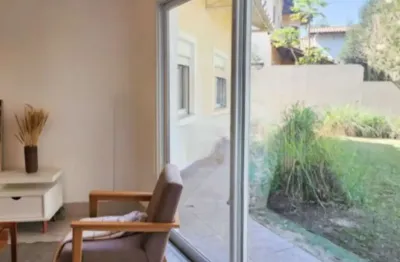 Casa em Condomínio à venda no Parque do Castelo com 180m² 3 dormitórios 1 suíte 2 banheiros 6 vagas