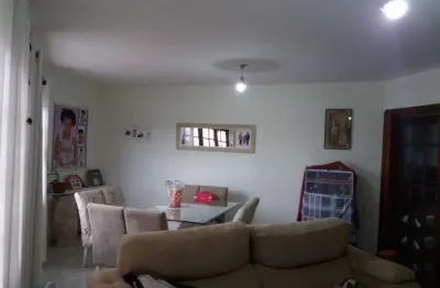 Sobrado à venda no Jardim Arize com 145m² 3 dormitórios 2 banheiros 5 vagas