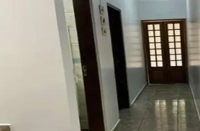 Sobrado à venda em São Paulo-SP: 4 quartos, 3 banheiros, 2 vagas de garagem no Parque Panamericano - 125,00 m²