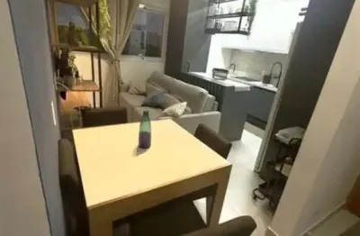 Apartamento à venda de 2 dormitórios e 1 vaga em santana