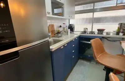 Apartamento reformado à venda com 39m², 1 quarto e 1 vaga