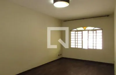 Casa com 3 quartos à venda na Rua Jamile Abrahao Kalil, --, Butantã, São Paulo