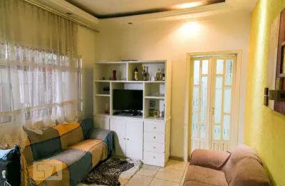 Casa com 3 quartos à venda na Rua Guajarás, --, Vila Constança, São Paulo