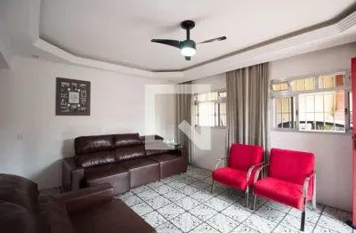 Casa com 2 quartos à venda na Rua dos Escoteiros, --, Vila Jacuí, São Paulo