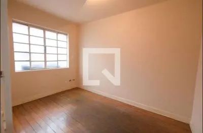 Casa com 3 quartos à venda na Rua Clímaco Barbosa, --, Cambuci, São Paulo