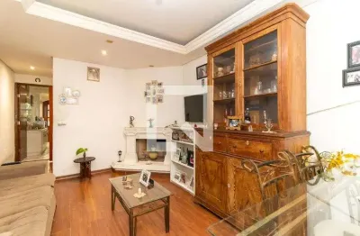 Casa com 2 quartos à venda na Rua Rio do Veríssimo, --, Vila Carmosina, São Paulo