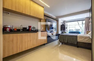 Kitnet / Stúdio à venda na Rua Senador César Lacerda Vergueiro, --, Vila Madalena, São Paulo