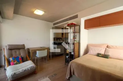 Kitnet / Stúdio à venda na Rua Agissê, --, Vila Madalena, São Paulo