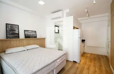 Kitnet / Stúdio à venda na Rua Harmonia, --, Vila Madalena, São Paulo