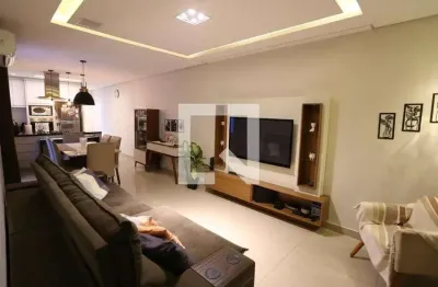 Casa com 3 quartos à venda na Rua Isaura Vergueiro Naufel, --, Artur Alvim, São Paulo