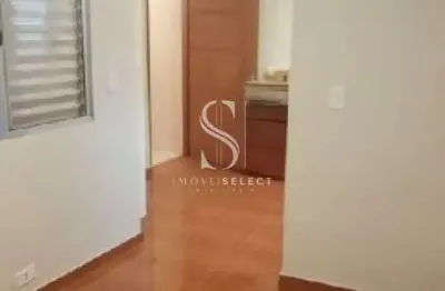 Casa assobradada residencial de 150m² com 3 dormitórios,2 banheiros e 2 vagas á venda no campo limpo