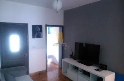 Cursino - casa de 125m² com 4 dormitórios no total e 2 vagas de garagem.