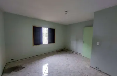 Socorro, Casa Residencial de 120m² com 3 dormitórios e 1 vaga.