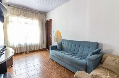 Santo amaro - casa de 150m² com 3 dormitórios, 2 banheiros e 2 vagas.