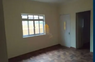JABAQUARA - CASA ASSOBRADADA DE 300m² COM 4 QUARTOS, 2 BANHEIROS E 2 VAGAS Á VENDA