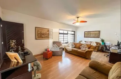 Casa com 3 quartos à venda na Rua Coronel José Rufino Freire, --, Vila Mangalot, São Paulo