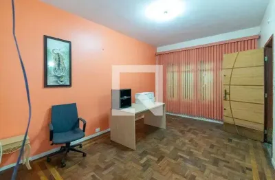 Casa com 3 quartos à venda na Rua Antônio Loureiro, --, Vila Campestre, São Paulo