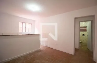Casa com 2 quartos à venda na Rua Pirizal, --, Vila Carmosina, São Paulo